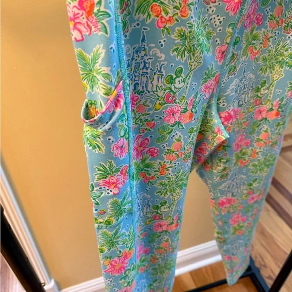 NWT Lilly Pulitzer Disney Leggings: XL - Picture 6 of 7